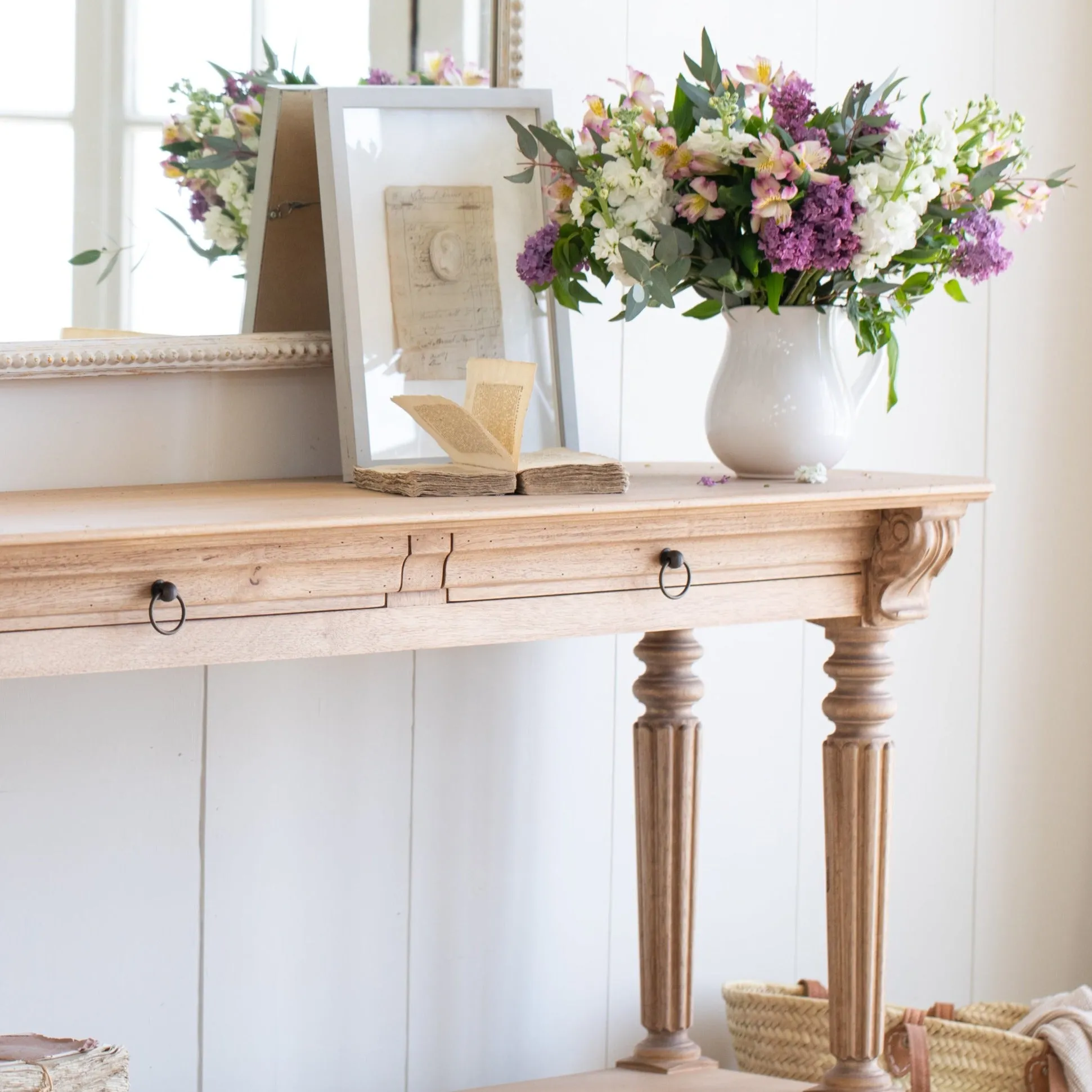 Avignon Console Table