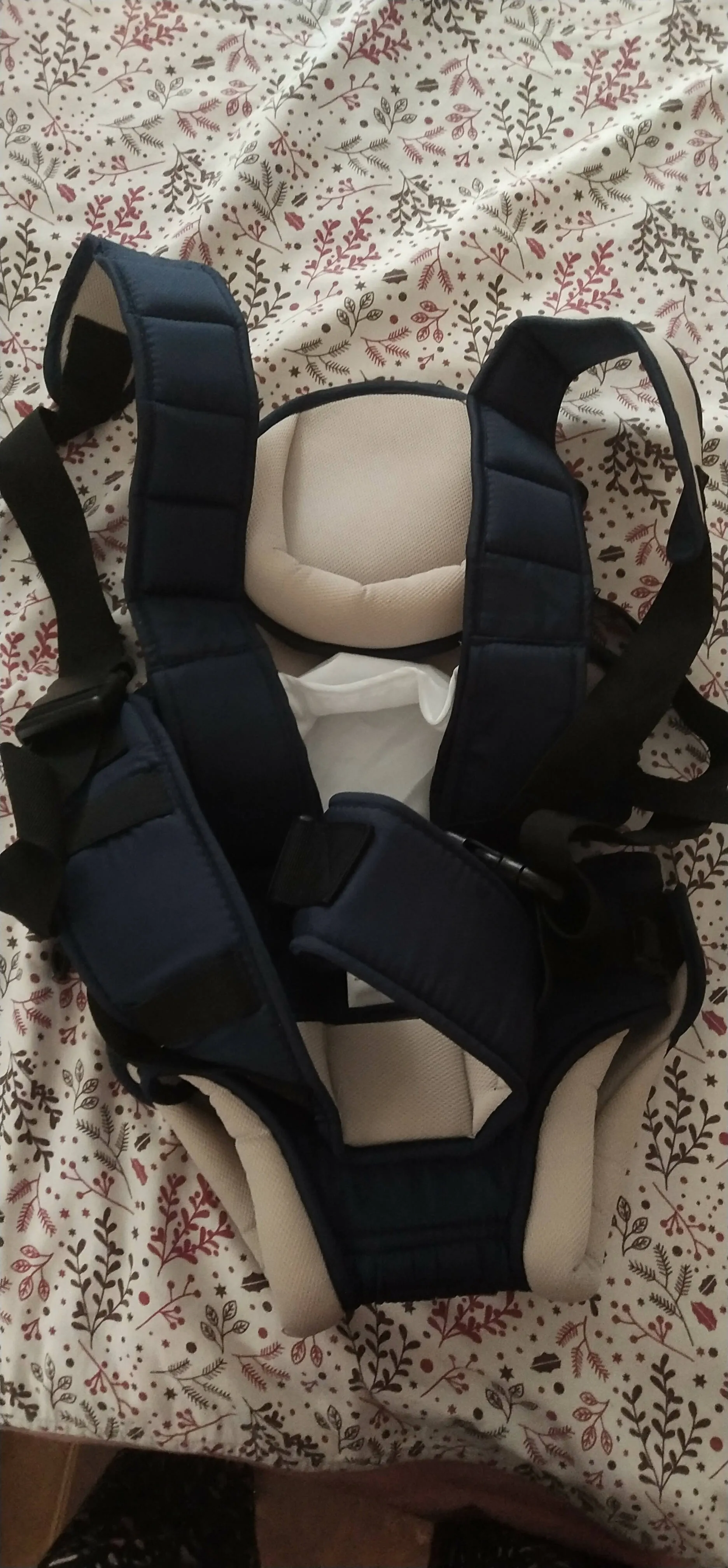 BABYHUG 3 in 1 baby carrier