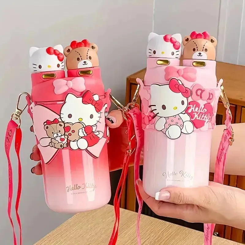 Hello Kitty 2 in 1 Sip & Spout Bottle (550 ml)