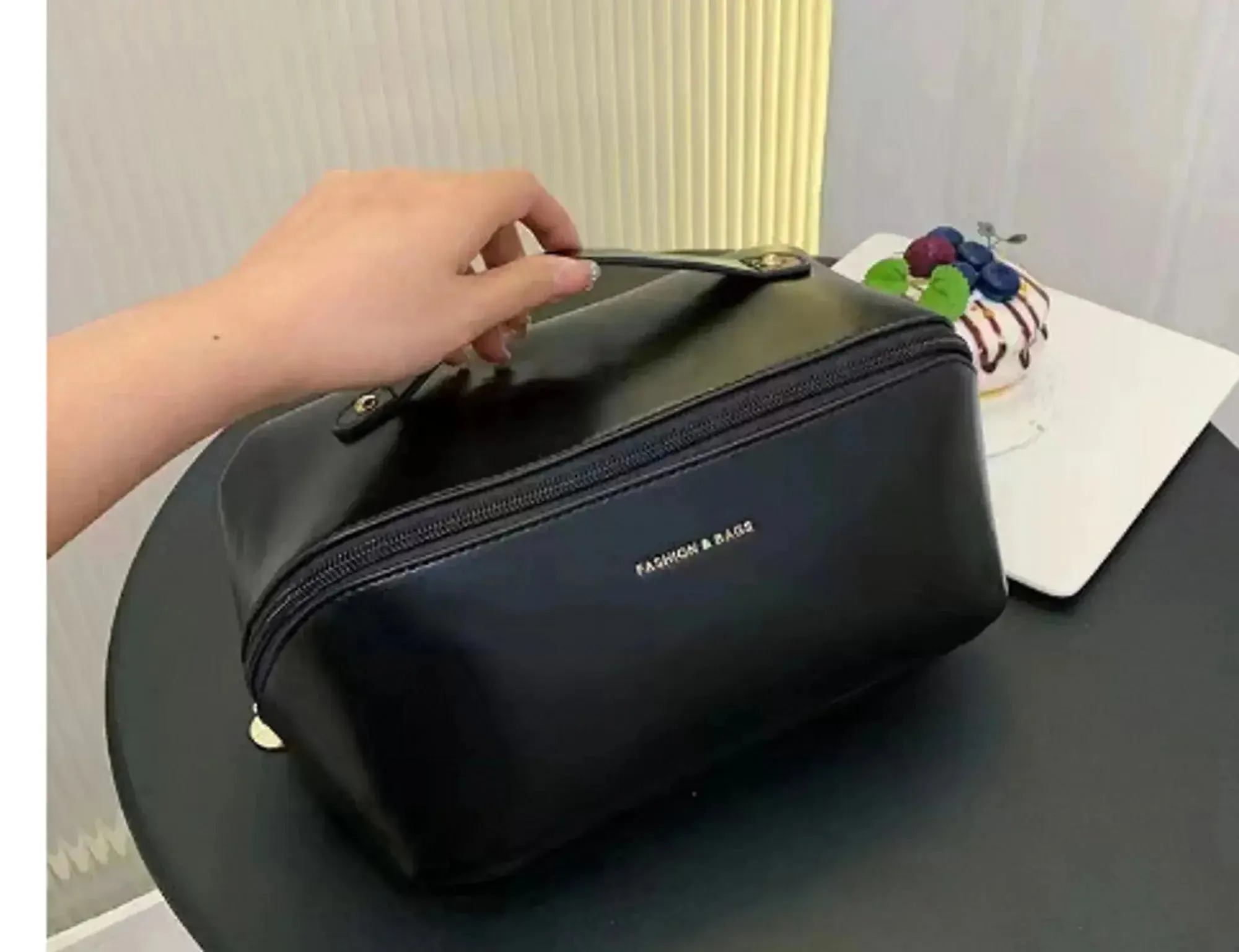 Large Capacity Multifunction Travel Cosmetic Bag