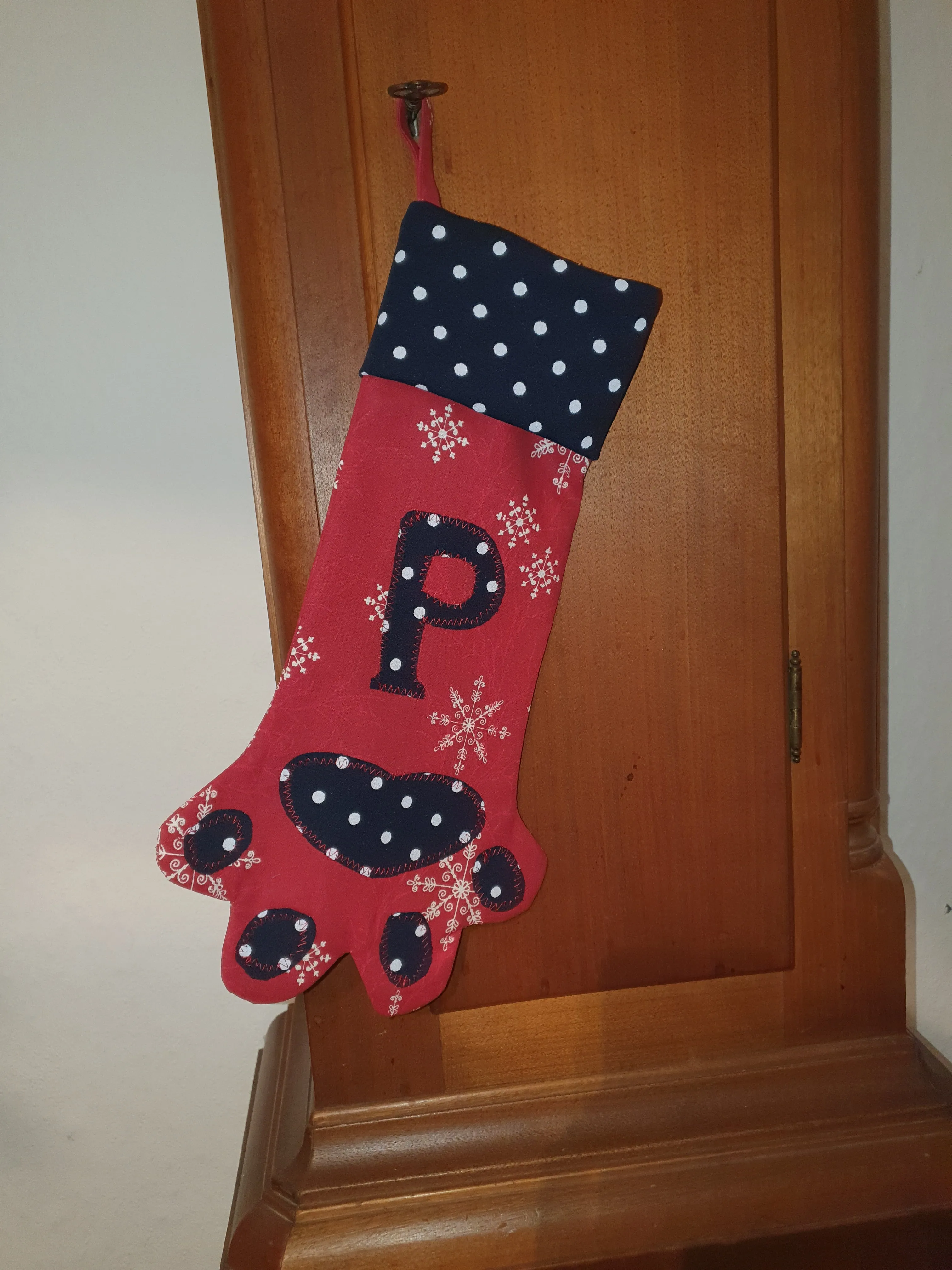 Merry & Bright Stocking Pattern