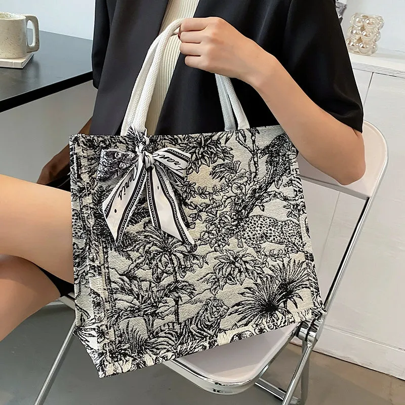 Stylish Large Capacity Tote Bag for Women