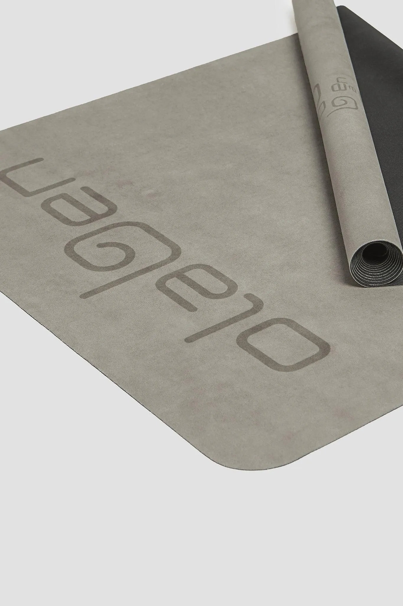 Suede Foldable Travel Yoga Mat - Grey