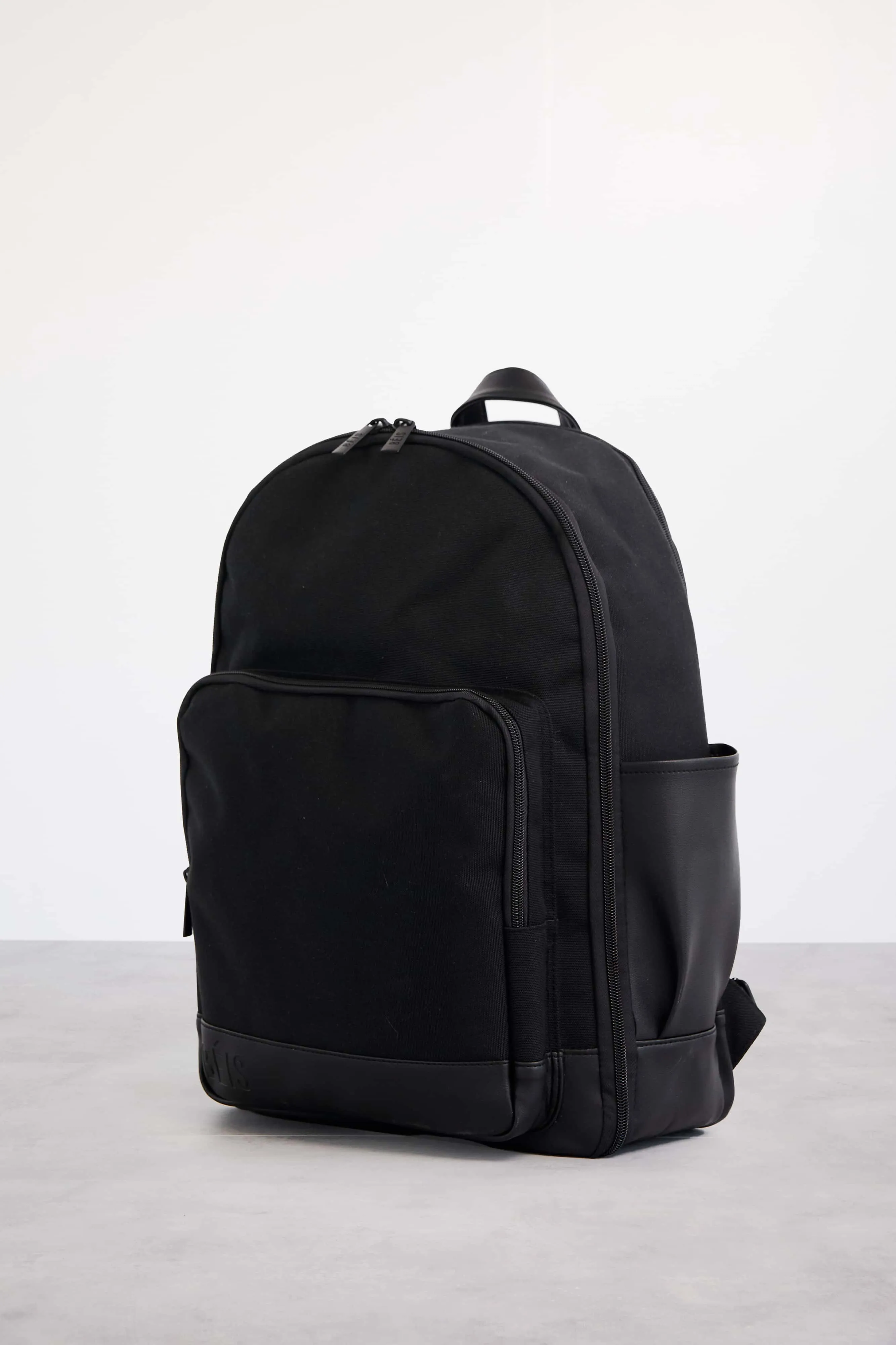 The Backpack in Black