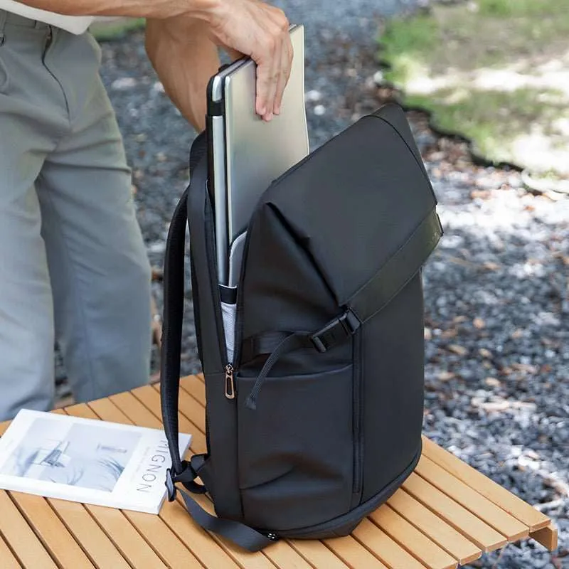 Urban Travel:  Multifunctional backpack