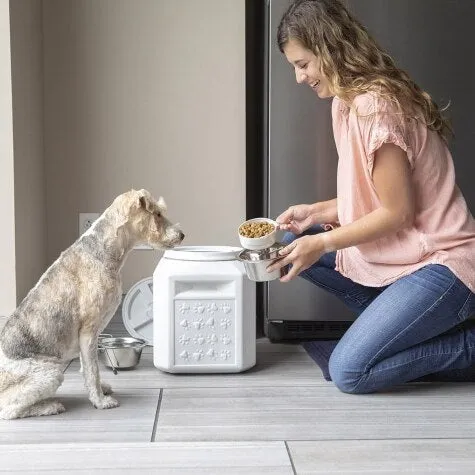 Vittles Vault Outback Pawprint Pet Food Storage Container